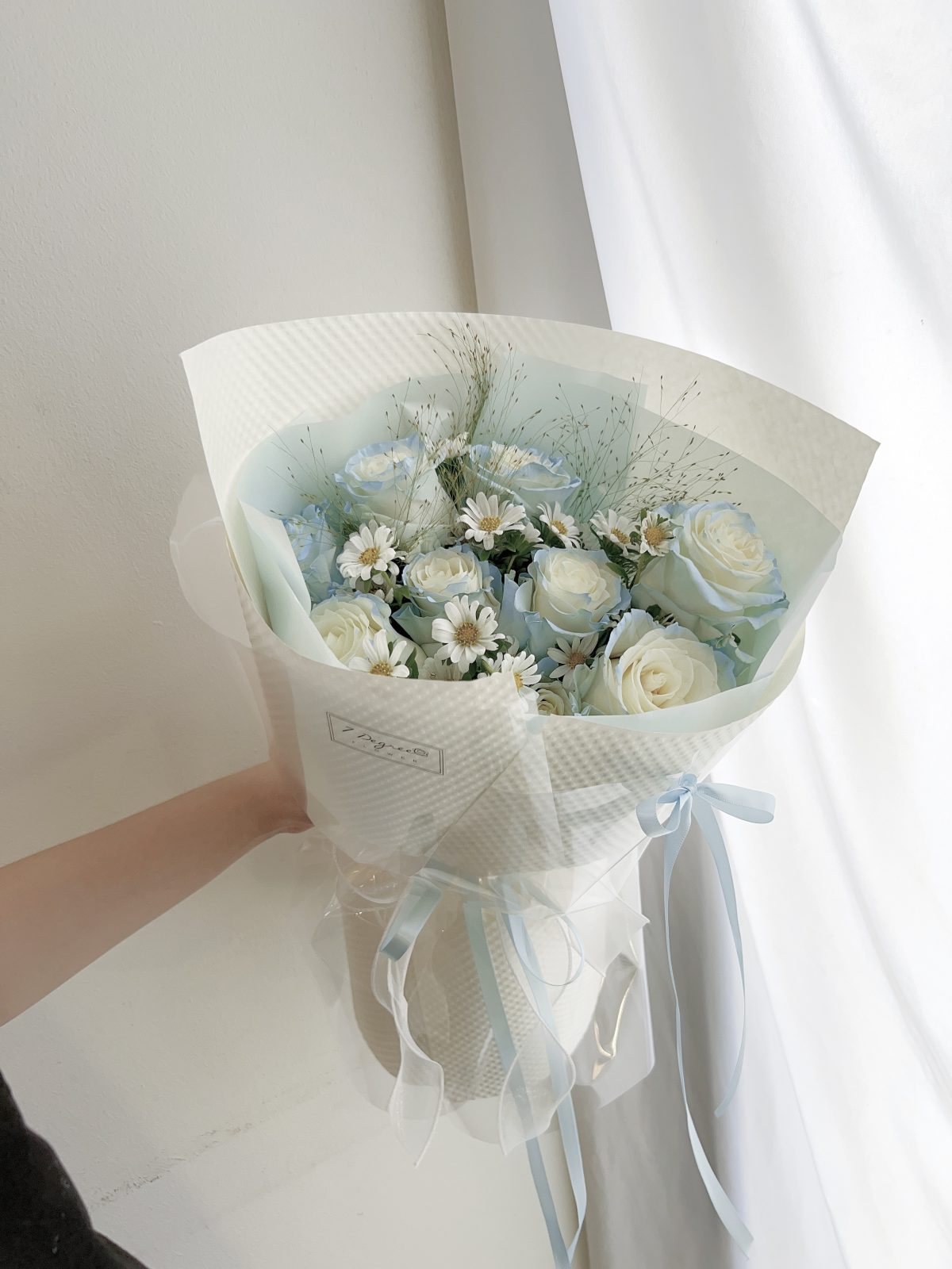 Sky Serenade Rose - Image 3