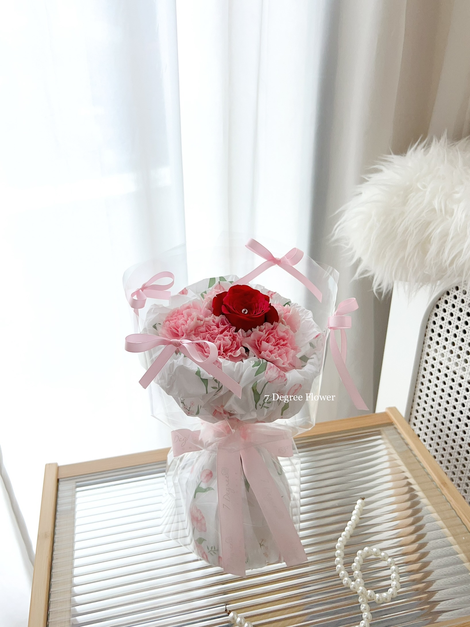 M1 - Blooms For Mama